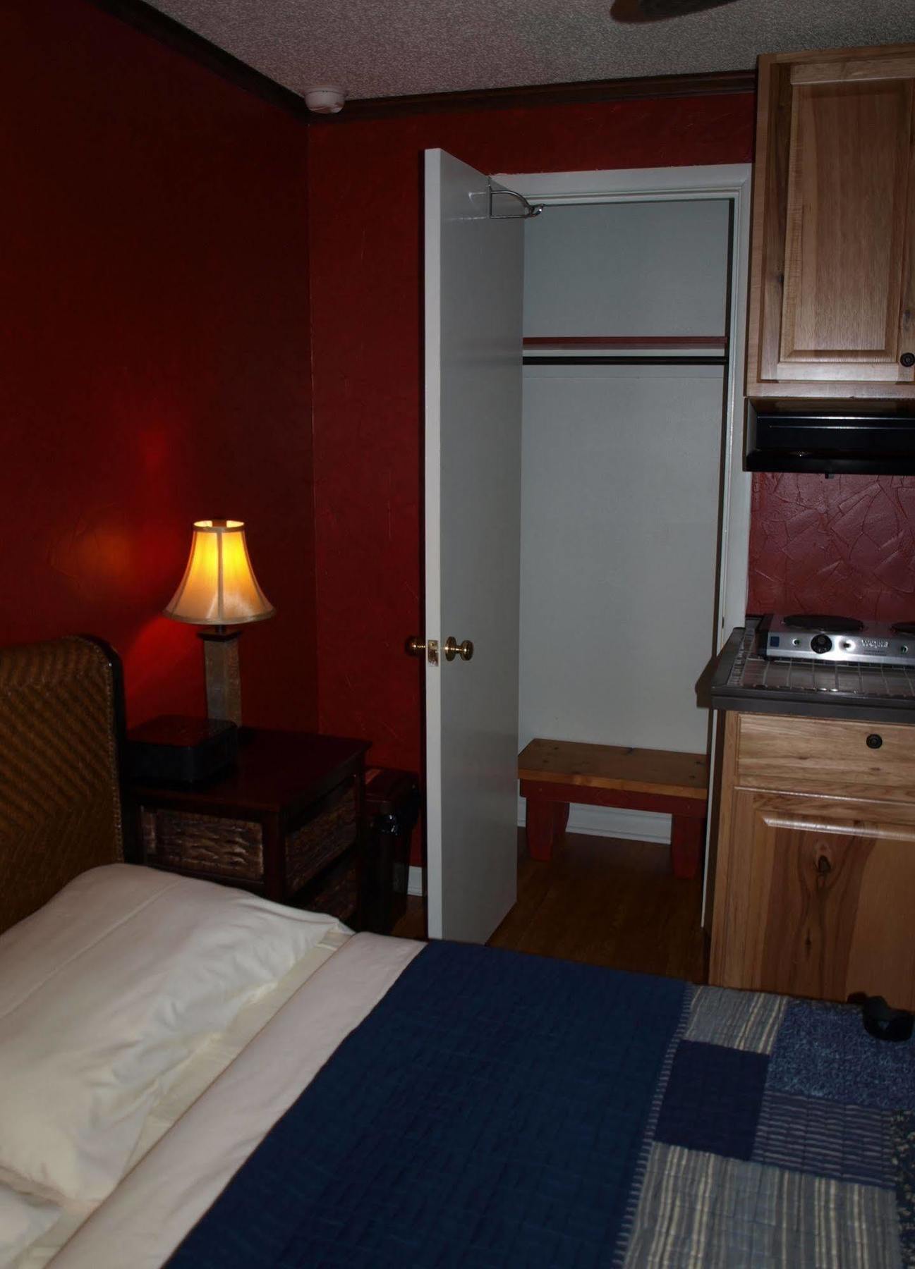 Riverside Motel Hayward Buitenkant foto